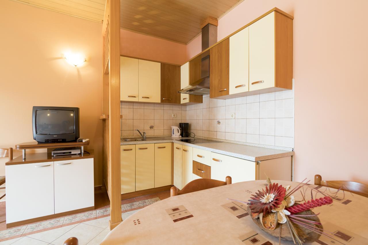 Apartments Kori 冯塔纳 外观 照片
