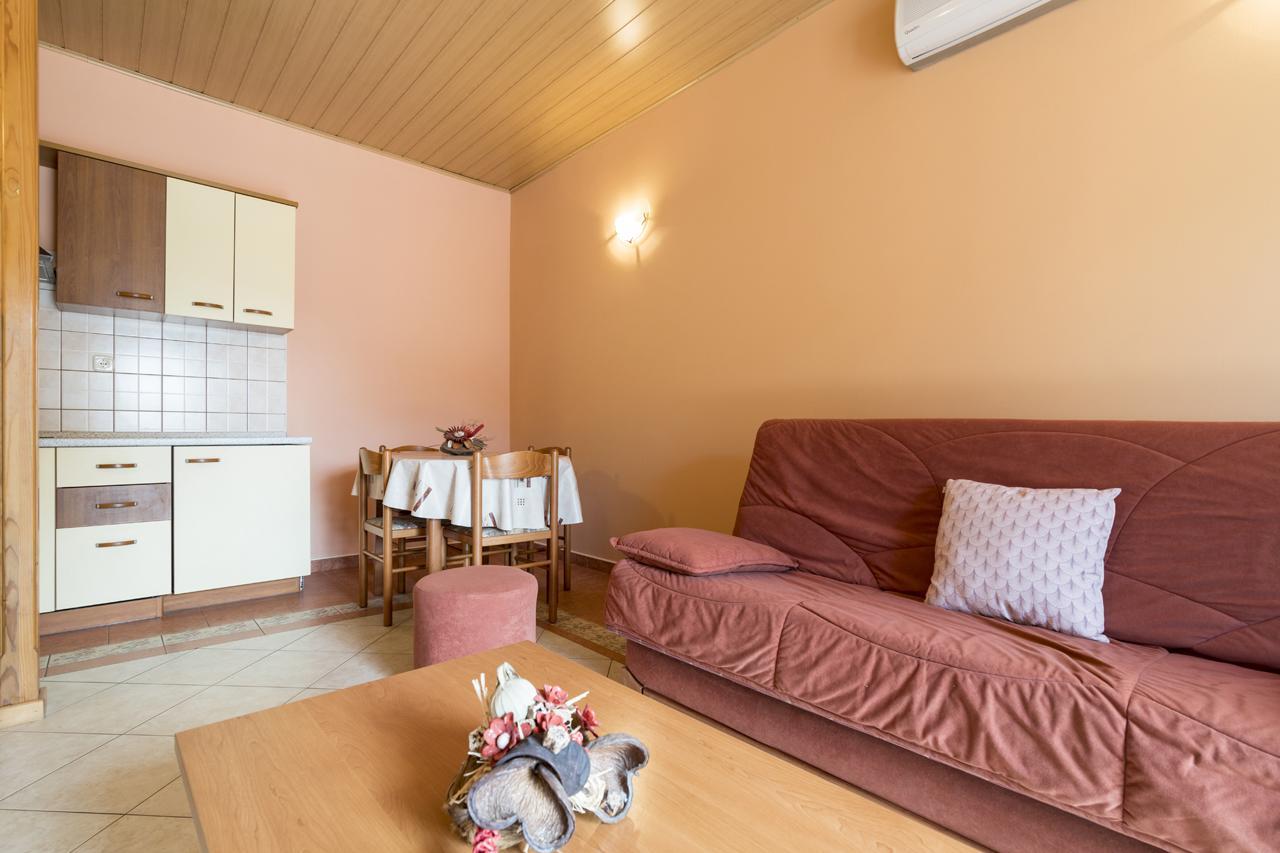 Apartments Kori 冯塔纳 外观 照片